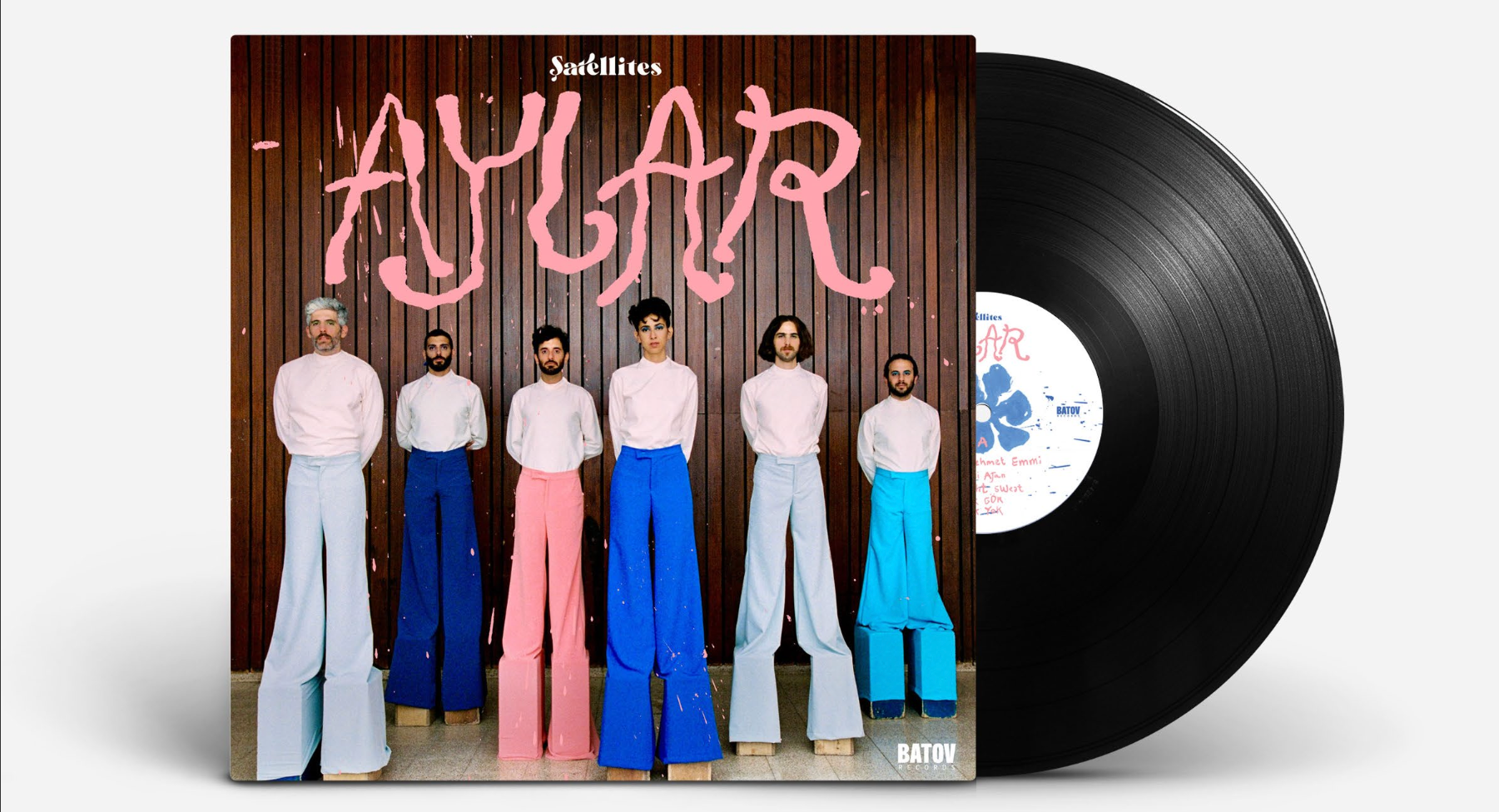 Şatellites - Aylar