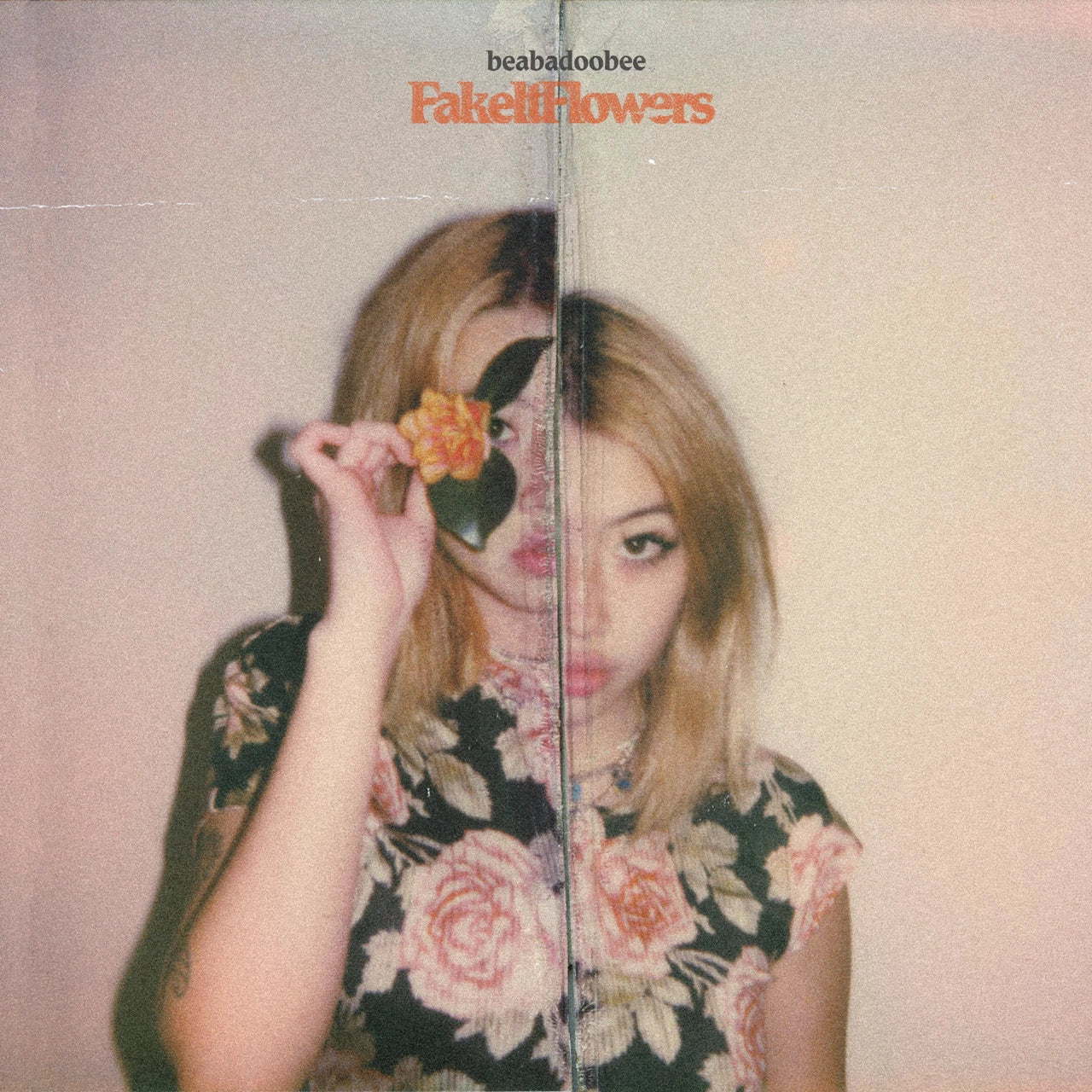 Beabadoobee – Fake It Flowers